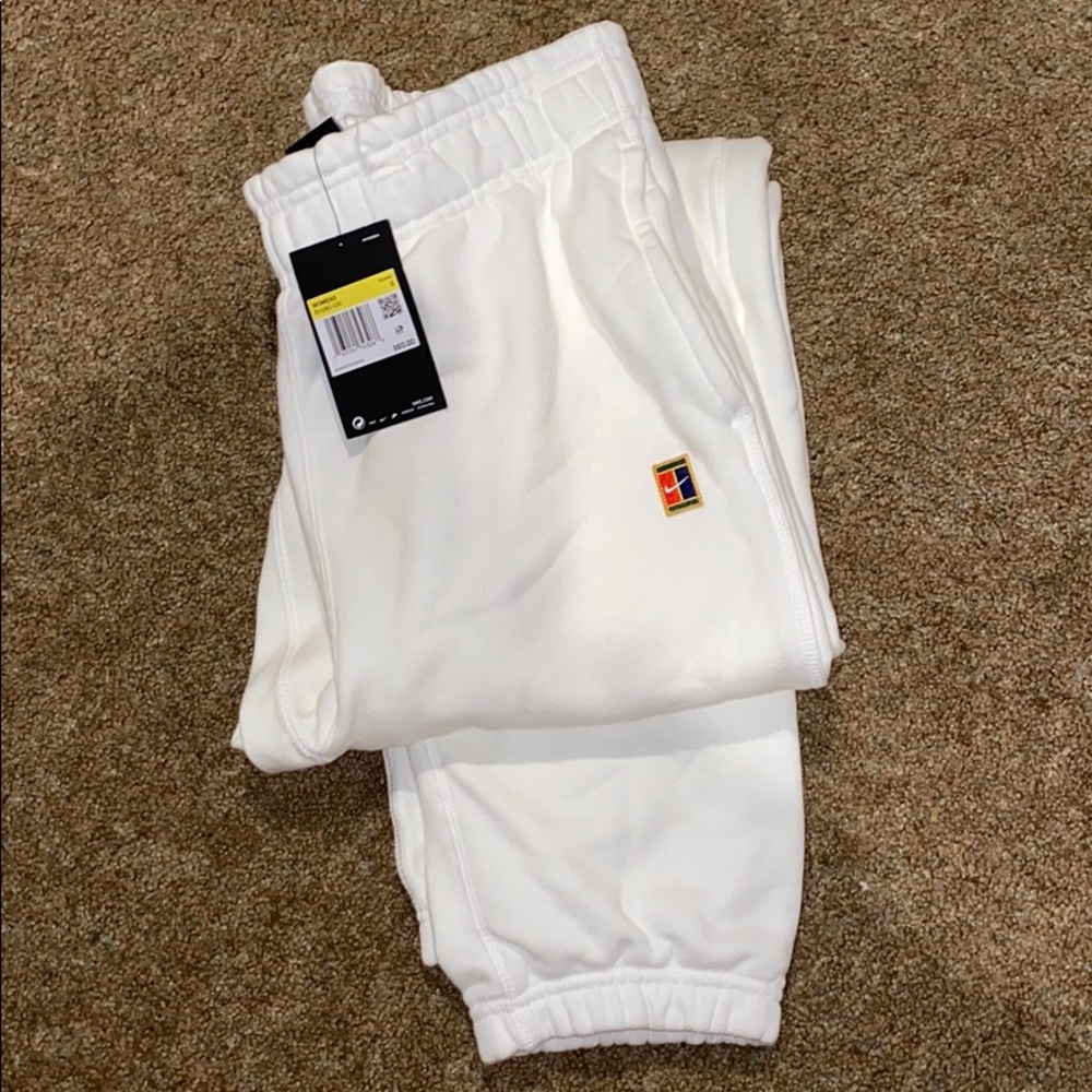 NIKE JOGGERS